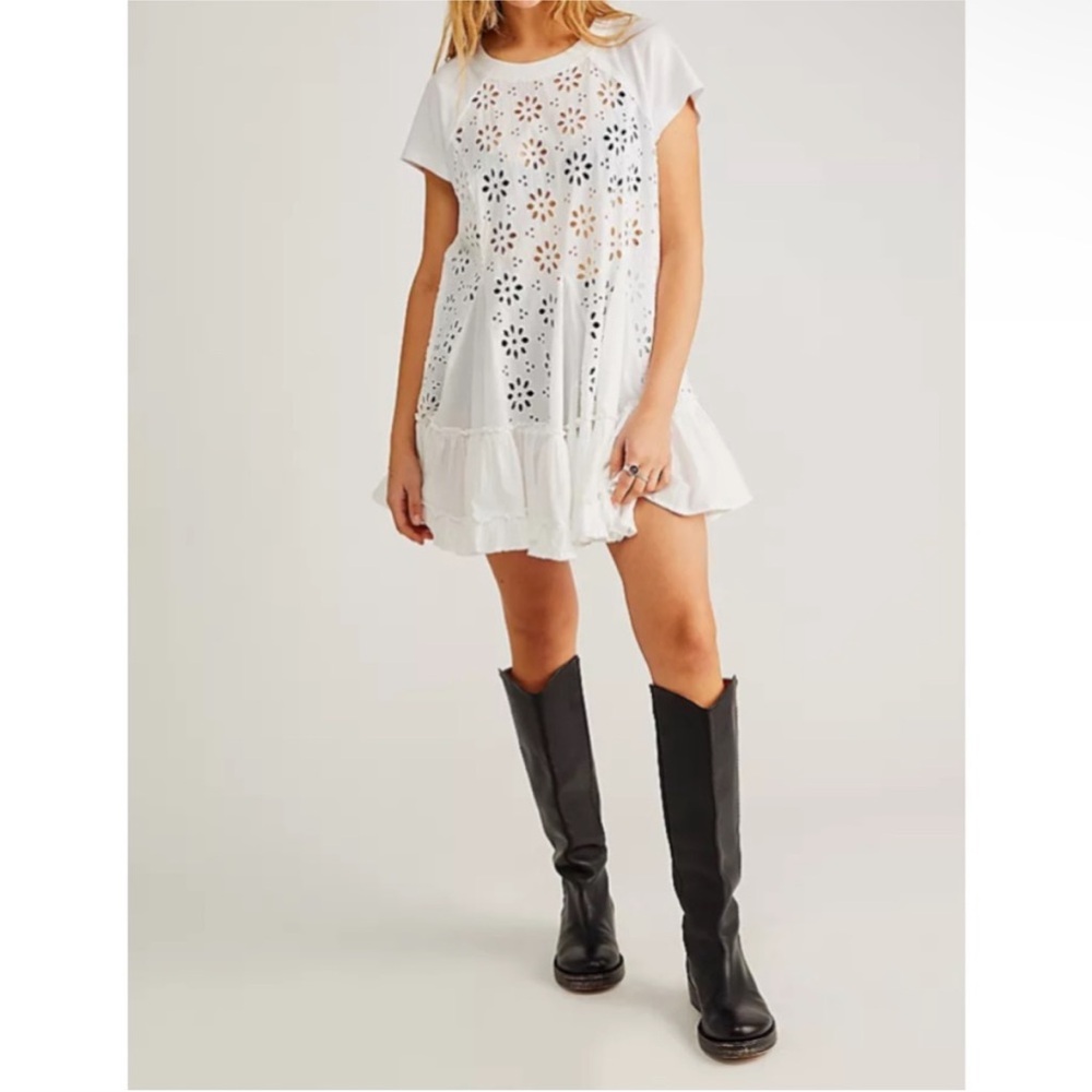 NWT Free People Sadler Mini Dress Medium M White Eyelet Ruffles Cotton NEW